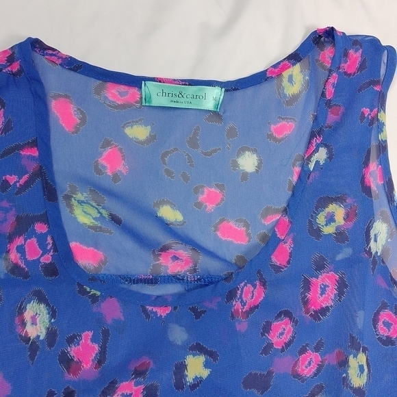 Chris & Carol women's animal print, medium sized, sheer sleeveless top - Picture 5 of 10